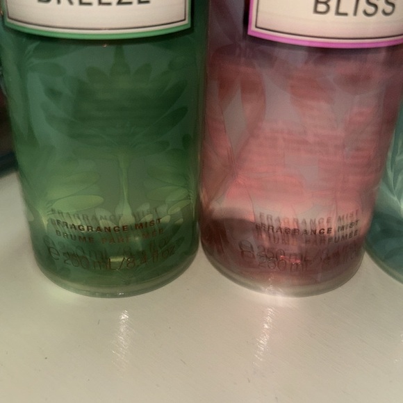 Victorias Secret NEW Fragrance Bundle! - Picture 6 of 11